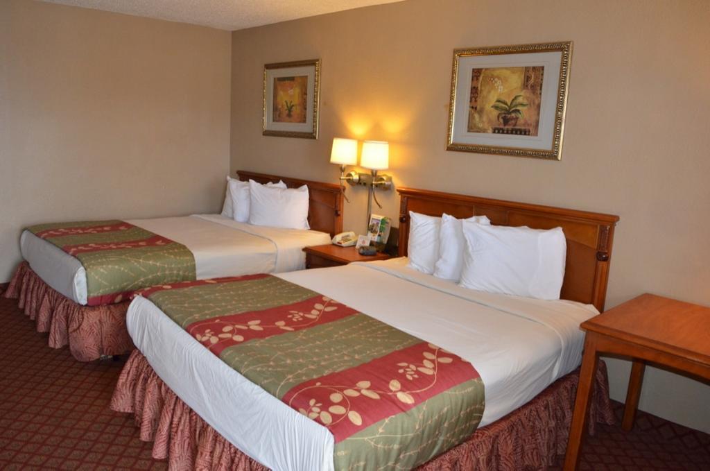 Americas Best Value Inn Crosstimbers Stephenville Exterior foto